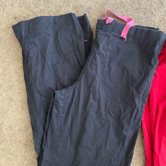 Two pairs of scrub pants- Size small - Picture 2 of 3